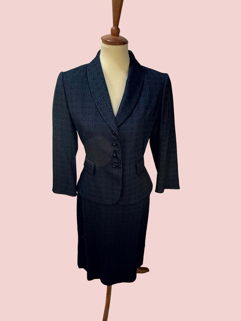 Tahari Arthur S. Levine Women's Two-Piece Skirt Suit Set